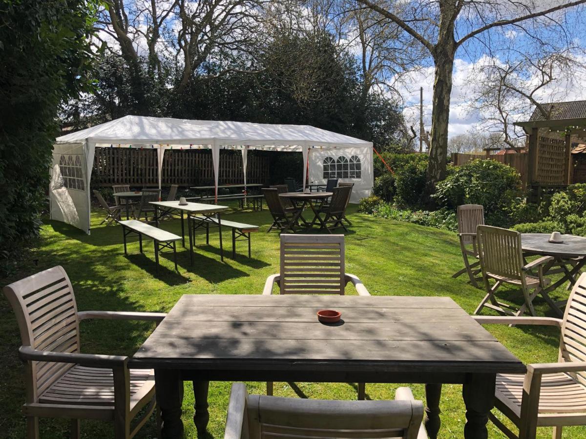 The Crown Inn Smallburgh Экстерьер фото
